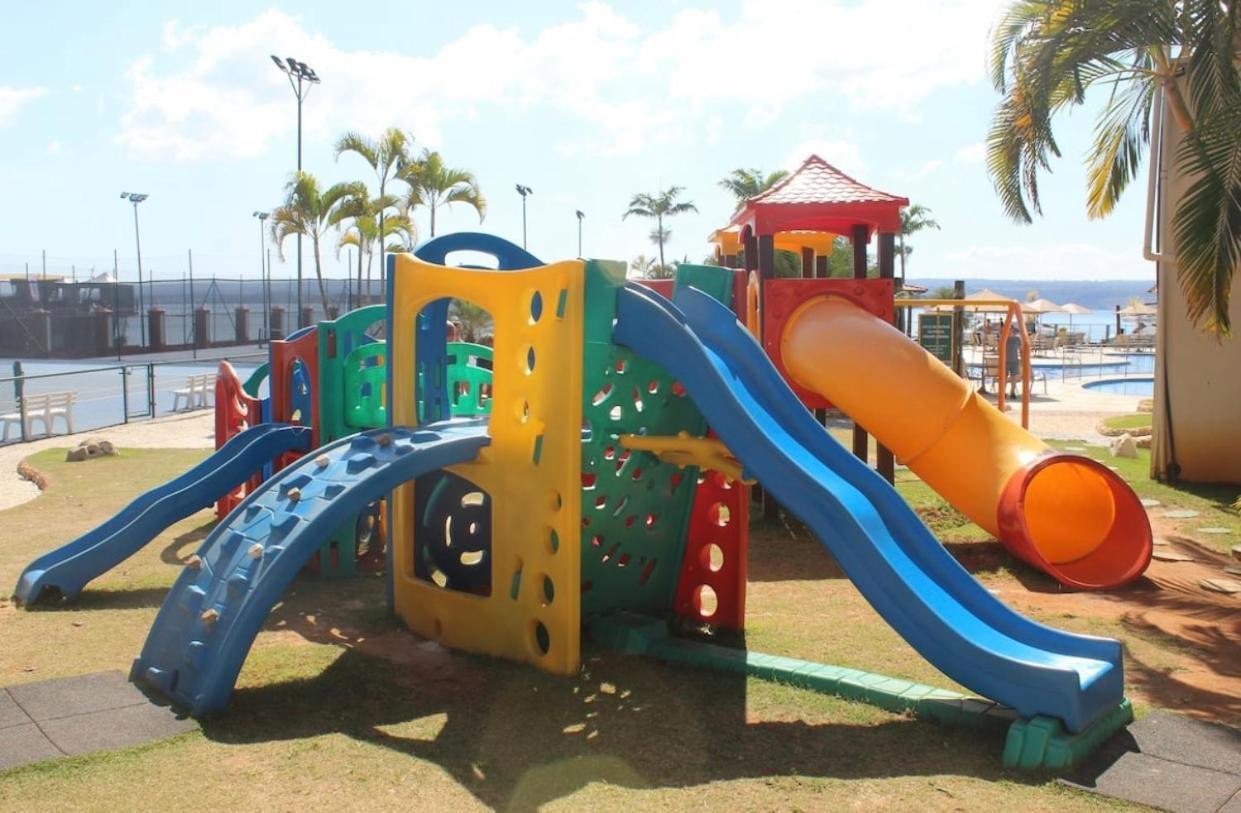 Lindo Side Com Banheira *